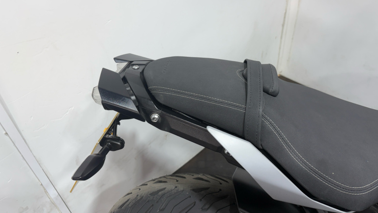 Yamaha Mt-10 (16MY)